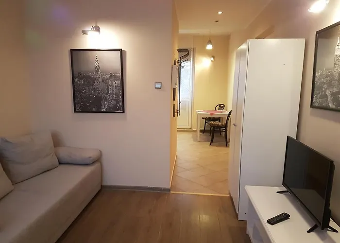 Centrum Noclegowe 3 Apartment *